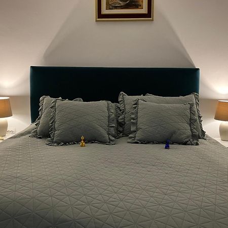 Square 12 Osijek Apartment Ngoại thất bức ảnh